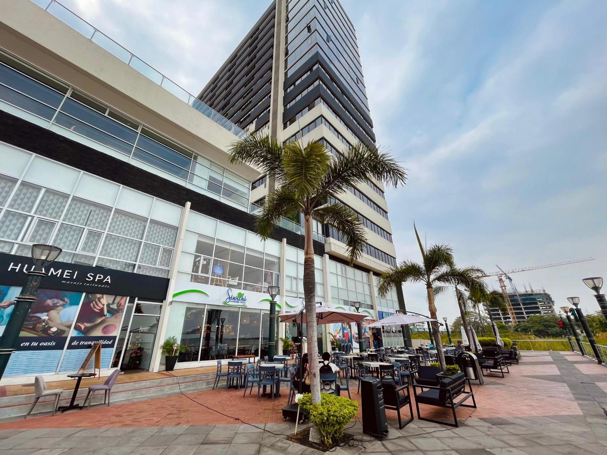Suite Frente Al Rio En Puerto Santa Ana Riverfront Guayaquil Exterior photo