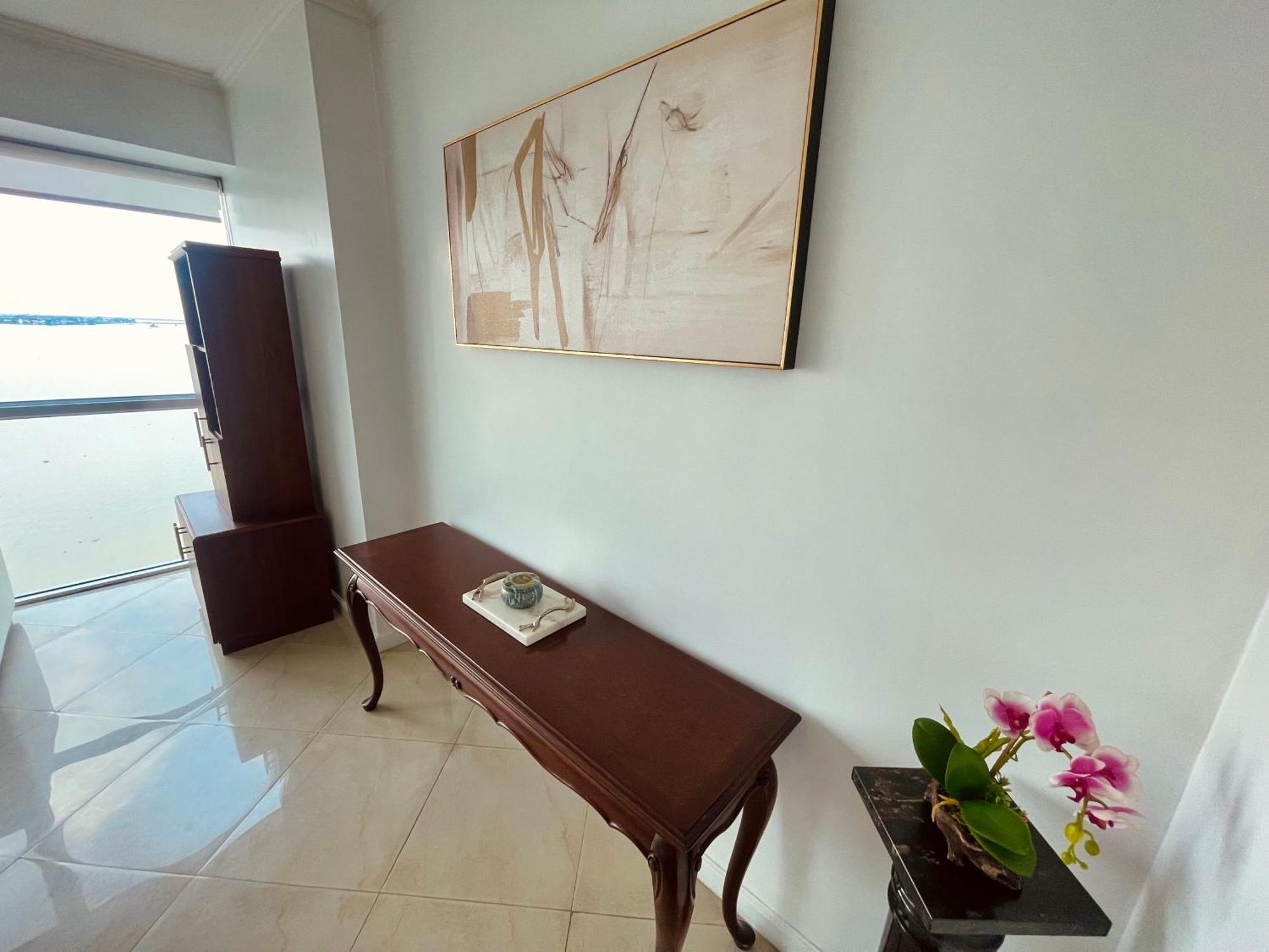 Suite Frente Al Rio En Puerto Santa Ana Riverfront Guayaquil Exterior photo